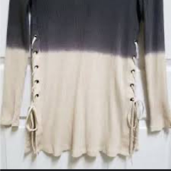 Onetheland Ombré Tunic Top - Picture 4 of 5